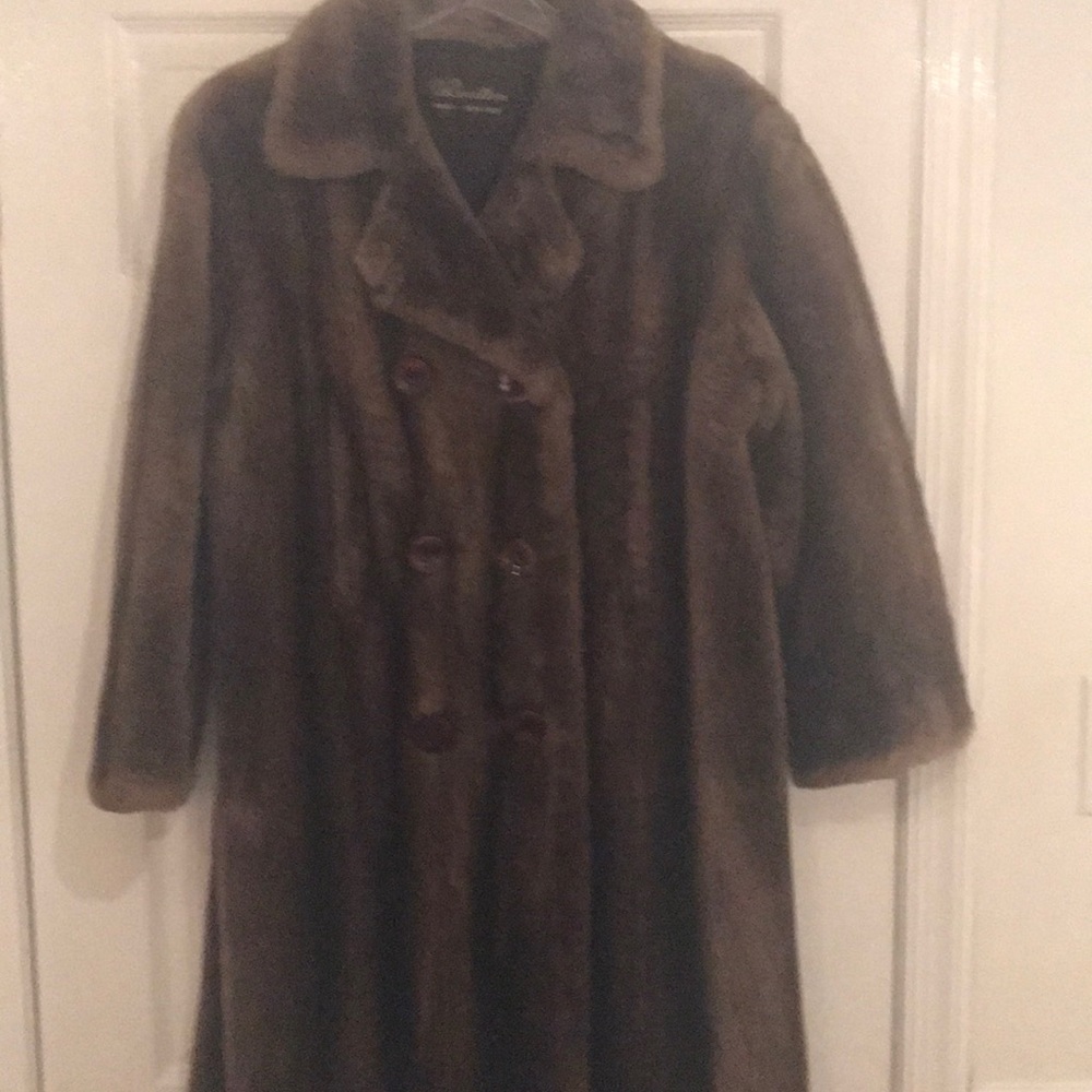 Full length woman’s Fox Mink Coat Size Small